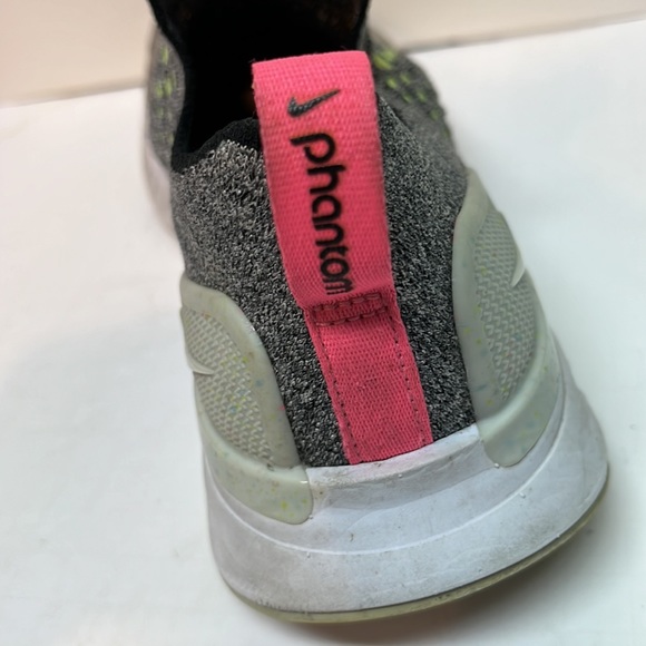 Nike Men's Gray React Phantom Run Flyknit 2 White/black-flash Crimson Sz. 6.5 - Picture 8 of 12